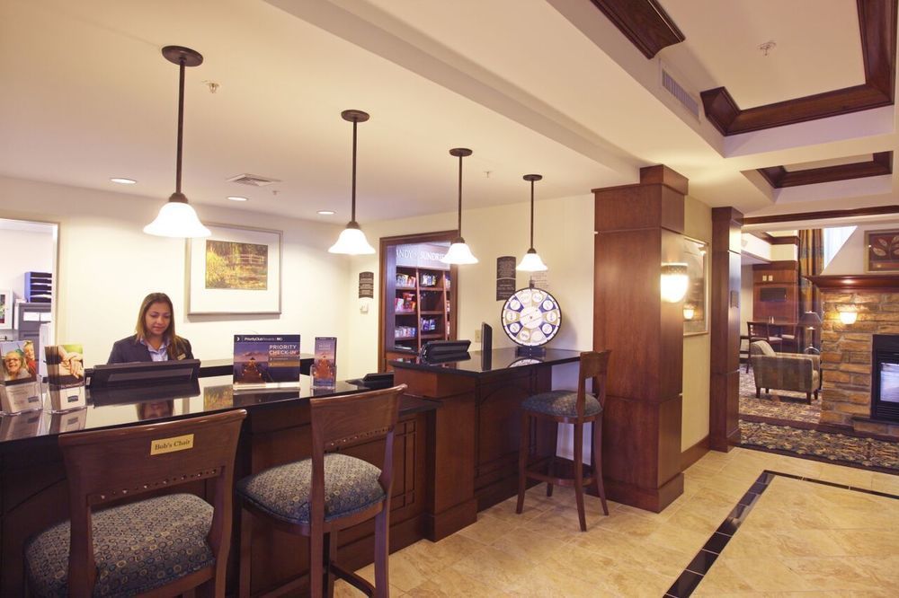 Staybridge Suites North Brunswick, An Ihg Hotel Екстериор снимка